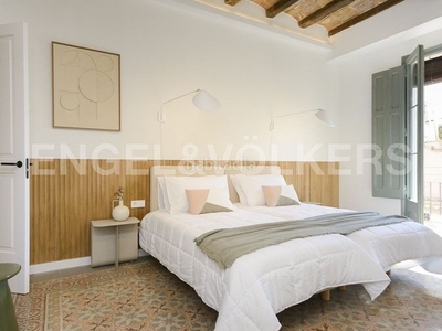 Alquiler piso precioso apartamento temporal equipado en el gotic en Barcelona