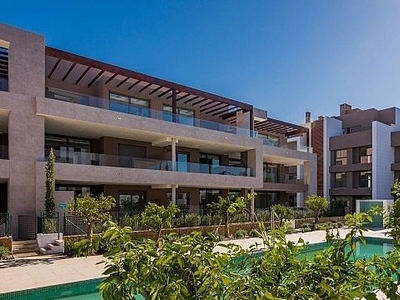 Apartamento nuevo en venta en Centro Urbano de 2 habitaciones con terraza y piscina