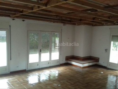 Casa en venta , (barcelona) via manuel de falla en Pallejà