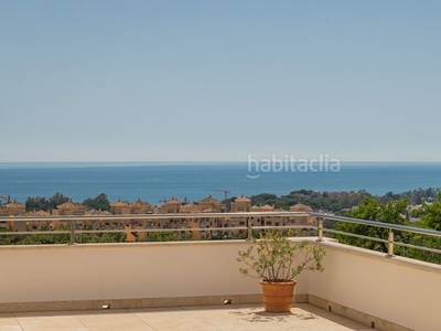 Casa villa clásica con vistas panorámicas en Elviria Marbella