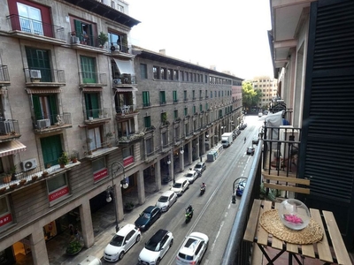 Piso en alquiler en La Llotja - Sant Jaume de 5 habitaciones con balcón y calefacción