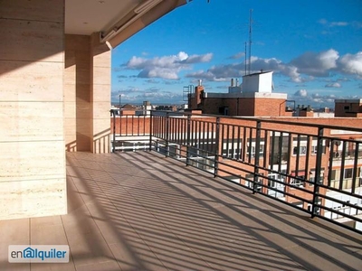 Piso en alquiler en Madrid de 287 m2