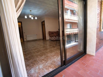 Piso gran piso a un gran precio! en Centre Sant Boi de Llobregat