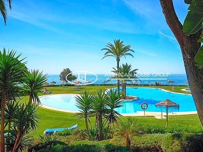 Venta de piso en Cabo Pino - Reserva de Marbella de 3 habitaciones con terraza y piscina