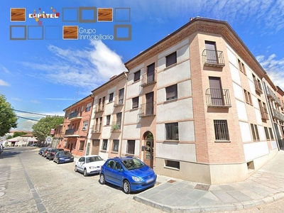 Venta de piso en plaza San Nicolás de 4 habitaciones con garaje y balcón
