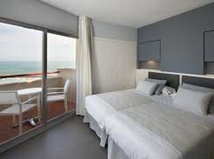 Apartamento/Estudio en Primera Línea de Playa (HOTEL EL PUERTO). 6ª PLANTA 136.000€. FUENGIROLA Venta Zona Puerto Deportivo