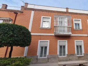 Casa en venta en Plaza Andalucía, 6 en Villanueva de La Reina por 80,000 €