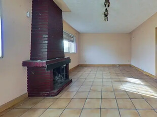Casa en venta en Pueblo en Villa del Prado por 112,000 €