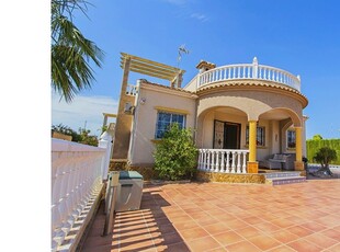 Casa para comprar en Guardamar del Segura, España