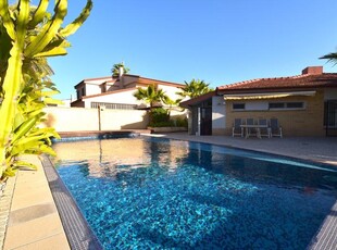 Chalet en Orihuela Costa