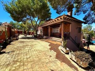 Chalet en San Miguel de Salinas