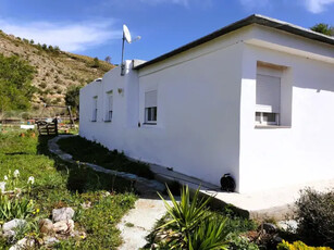 Chalet en venta en Carretera de las Barreras en Las Barreras por 224,900 €