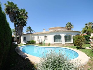 Chalet en venta en Oliva Nova, Oliva, Valencia