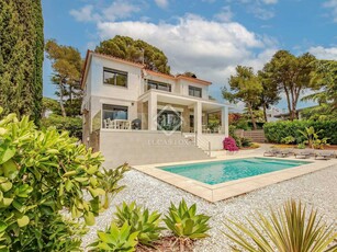 Chalet en venta en S'Agaro, Castell-Platja d'Aro, Girona