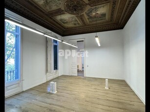 Oficina en alquiler de 500 m2 en calle de pau claris, 85, Eixample, Barcelona