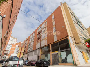 Piso en venta en Campo de La Juventud-Santiago en Campo de la Juventud-Santiago por 58,000 €