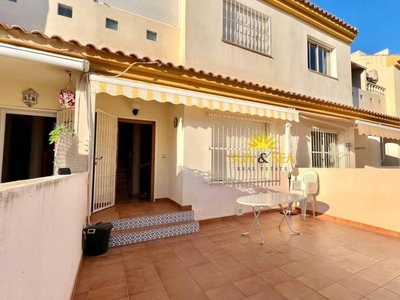 Casa adosada de alquiler en Aguamarina