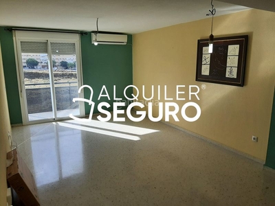 Alquiler piso c/ holanda en La Paz Alcalá de Guadaira