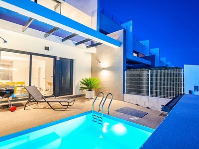 Casa en venta en Villamartin, Orihuela, Alicante