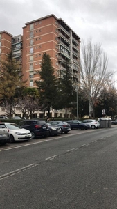 Piso en alquiler en Constitución-El Balconcillo de 5 habitaciones con terraza y garaje