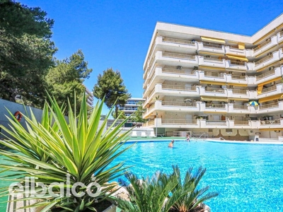 Alquiler de piso con piscina en Salou