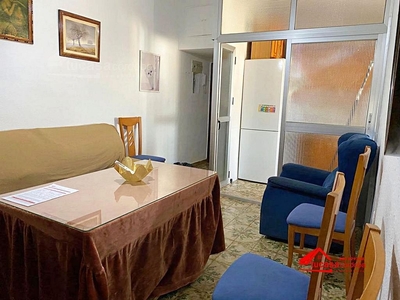 Alquiler de piso en Fuensanta- Arcángel de 3 habitaciones con aire acondicionado y calefacción