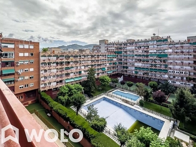 Alquiler de piso en San Francisco Javier de 3 habitaciones con terraza y piscina