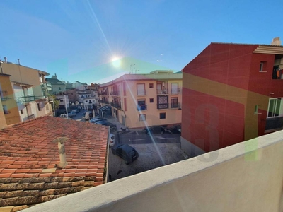 Alquiler Piso en Carrer Figueretes. Finestrat. Buen estado primera planta con terraza