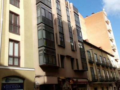 Alquiler Piso Valladolid. Piso de una habitación Tercera planta