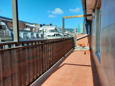 Piso en alquiler en Centro - San Sebastián-Donostia de 2 habitaciones con terraza y muebles