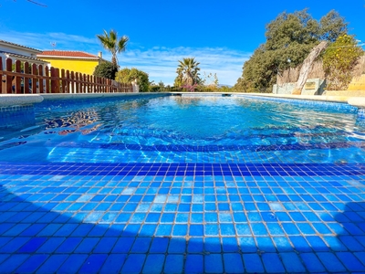 Venta de casa con piscina y terraza en Castellet i la Gornal, Valldemar