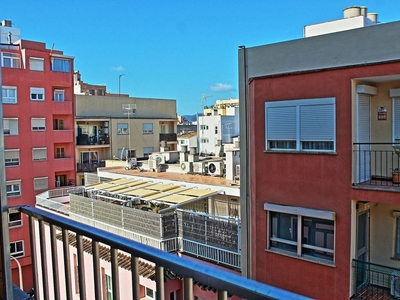 Venta de piso en Plaça de Toros de 3 habitaciones con terraza y garaje