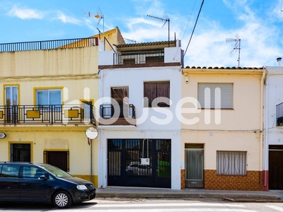 Venta Piso La Pobla Tornesa. Piso de cuatro habitaciones en Raval. Buen estado primera planta con terraza