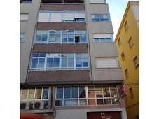Venta Piso A Rúa. Piso de tres habitaciones en Calle Doctor Vila. Buen estado primera planta
