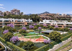 Apartamento en venta en Bahía Dorada, Estepona, Málaga