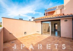 Ático impresionante ático dúplex de 4 habitaciones con 2 terrazas en el centro en Mataró