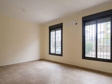 Venta Casa adosada Gerena. Con balcón 132 m²