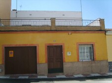 Venta Casa adosada en Calle Huevos (los) La Victoria. Plaza de aparcamiento calefacción central 162 m²