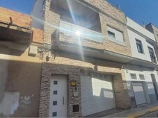 Venta Casa adosada en Calle Rafael Ridaura 24 Alfafar. Buen estado 246 m²