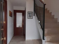 Venta Casa adosada Ubrique. Buen estado plaza de aparcamiento calefacción central 129 m²