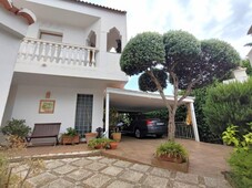 Venta Casa unifamiliar en Olmos Peligros. Con terraza 267 m²