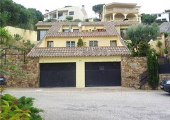 Venta Casa unifamiliar Tossa de Mar. Con terraza 450 m²