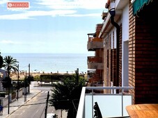 Venta Piso Calafell. Piso de tres habitaciones Tercera planta con terraza