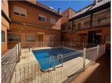 Venta Piso Ciudad Real. Piso de tres habitaciones en Calle extremadura. Buen estado primera planta con terraza