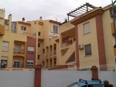 Venta Piso Gójar. Piso de tres habitaciones en Avenida Carmen Morcillo 2. Segunda planta con terraza