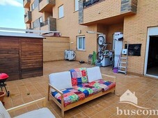 Venta Piso Linares. Piso de dos habitaciones en Calle Raphael. Buen estado planta baja