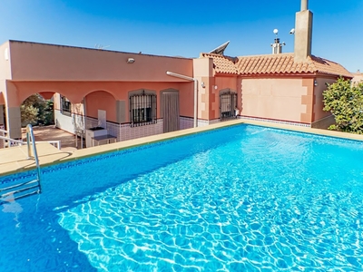 Casa de pueblo en Venta en Almería Almería