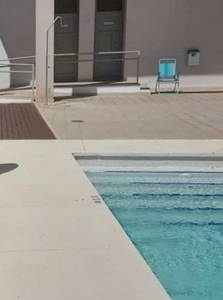Piso en alquiler en Ollerías - San Cayetano de 3 habitaciones con terraza y piscina