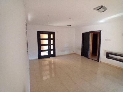 Venta Casa unifamiliar en Avenida Del Torrent La Pobla de Montornès. A reformar 99 m²