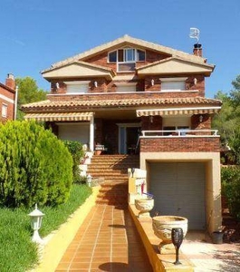 Venta Casa unifamiliar Tarragona. Con terraza 326 m²